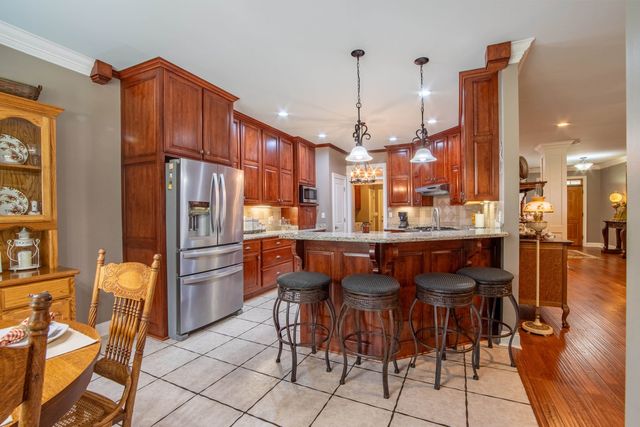 225 NIXON LOOP, Savannah, TN 38372