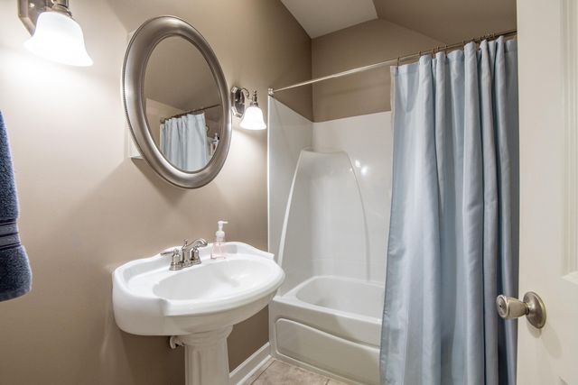 225 NIXON LOOP, Savannah, TN 38372