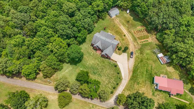 225 NIXON LOOP, Savannah, TN 38372