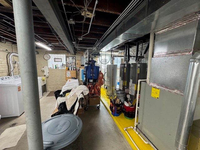 3041 W Fullerton Avenue, Chicago, IL 60647