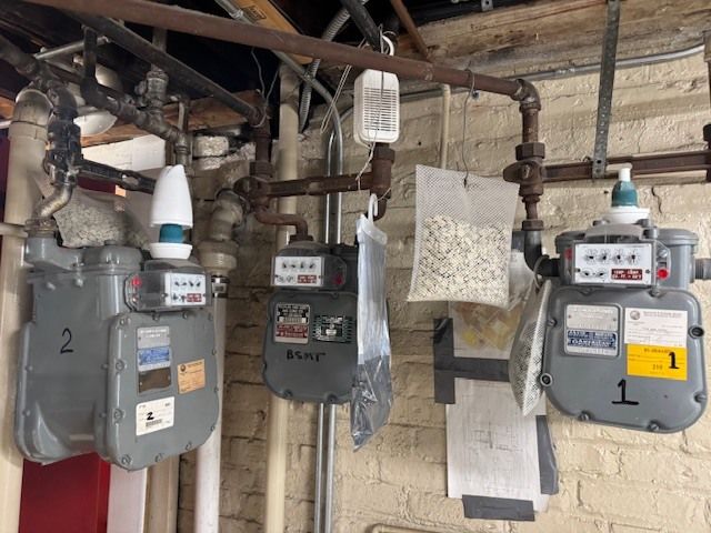 3041 W Fullerton Avenue, Chicago, IL 60647