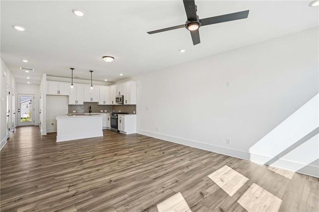 1610 Worley Way NW, Atlanta, GA 30318