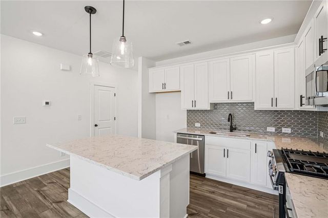 1610 Worley Way NW, Atlanta, GA 30318