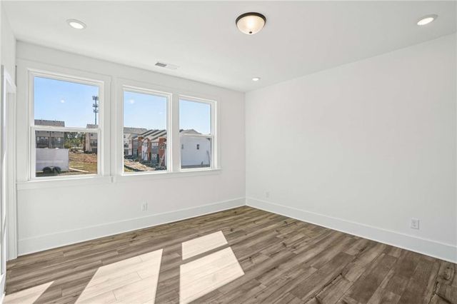 1610 Worley Way NW, Atlanta, GA 30318