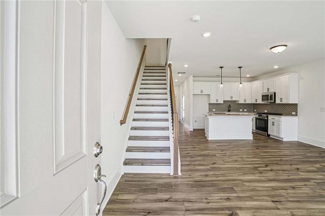 1610 Worley Way NW, Atlanta, GA 30318