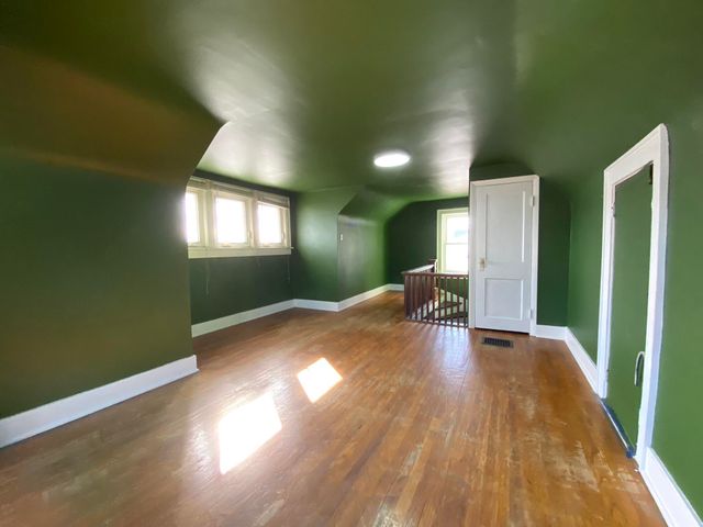 107 Evans Avenue, Valparaiso, IN 46383