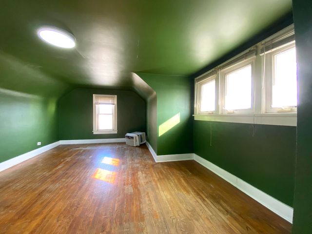 107 Evans Avenue, Valparaiso, IN 46383