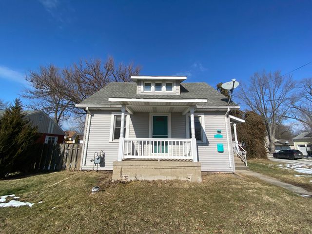 107 Evans Avenue, Valparaiso, IN 46383