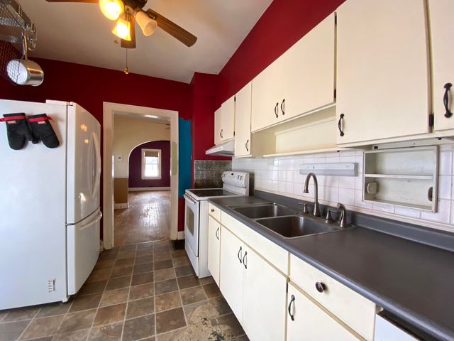 107 Evans Avenue, Valparaiso, IN 46383