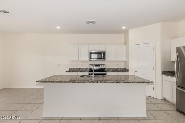 35450 W SANTA CLARA Avenue, Maricopa, AZ 85138