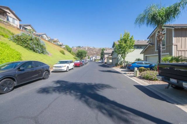 2767 Blackbush Lane, El Cajon, CA 92019