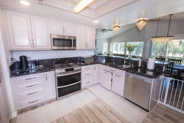 2767 Blackbush Lane, El Cajon, CA 92019