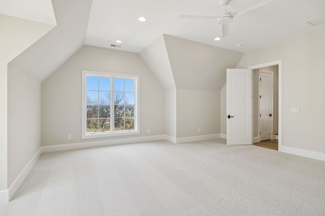9289 Double Run Ct, College Grove, TN 37046