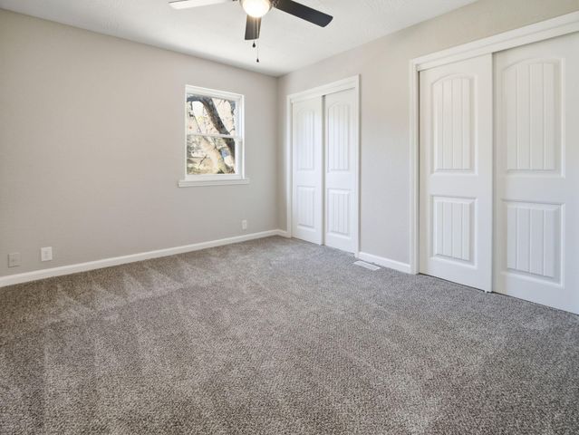 1106 S 3rd Avenue, Ozark, MO 65721