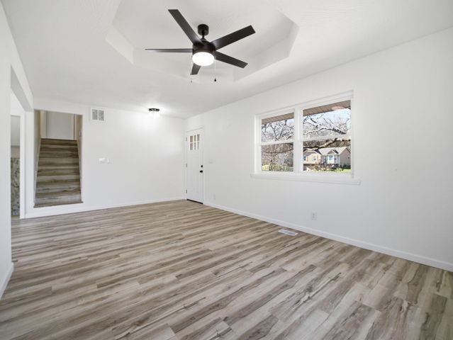 1106 S 3rd Avenue, Ozark, MO 65721