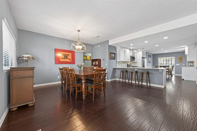 35 Sheep Meadow Place, The Woodlands, TX 77381