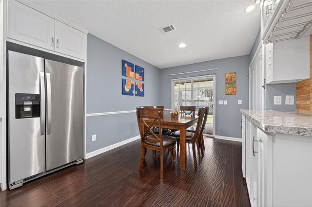 35 Sheep Meadow Place, The Woodlands, TX 77381