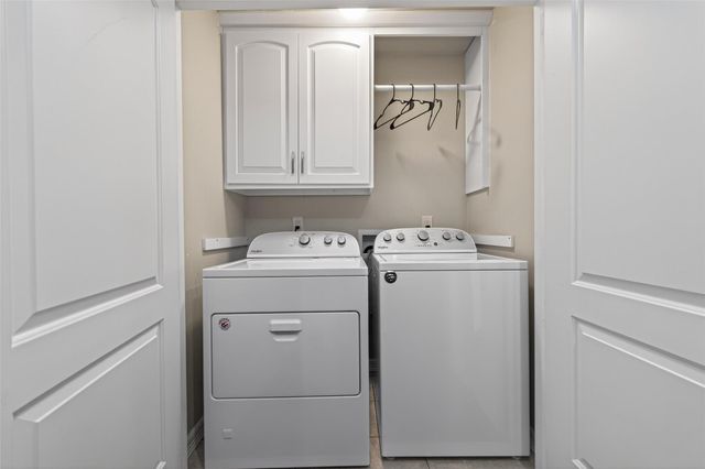 35 Sheep Meadow Place, The Woodlands, TX 77381