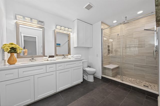 35 Sheep Meadow Place, The Woodlands, TX 77381