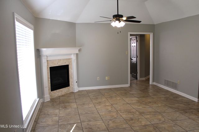 6849 W Dogwood Manor, Olive Branch, MS 38654