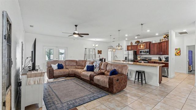4129 TIMBER VALLEY WAY, Lakeland, FL 33811