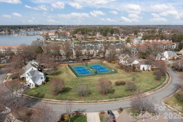 17115 Graves Court, Cornelius, NC 28031