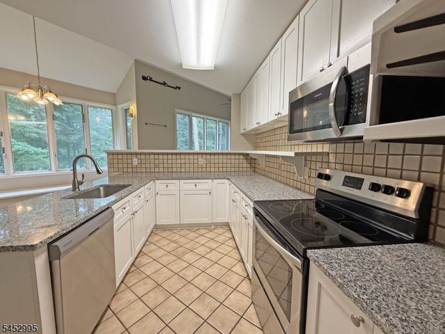38 Deckertown Tpke, Wantage Twp., NJ 07461