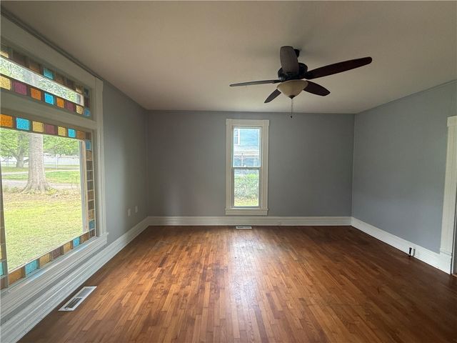 505 S Boulder, Russellville, AR 72801