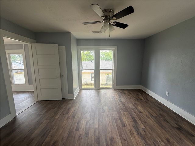 505 S Boulder, Russellville, AR 72801