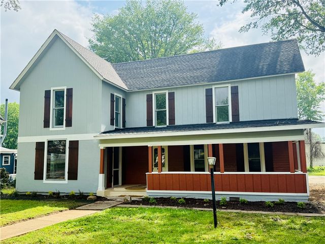 505 S Boulder, Russellville, AR 72801