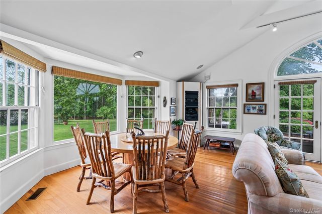 200 Cleft Road, Mill Neck, NY 11765