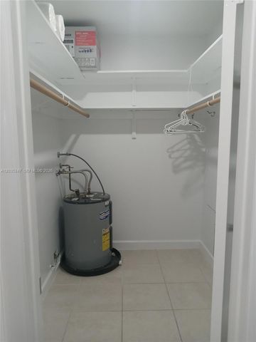 1250 E Sample Rd 303, Pompano Beach, FL 33064