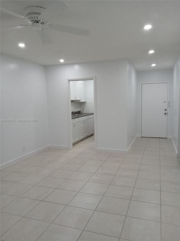 1250 E Sample Rd 303, Pompano Beach, FL 33064