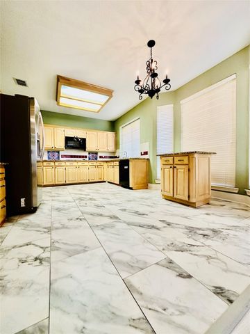 1321 PAWNEE Trail, Carrollton, TX 75007