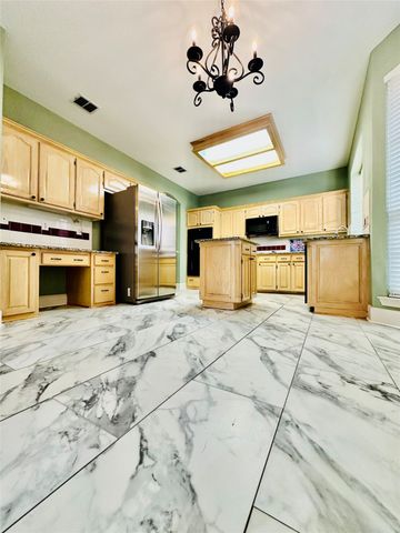 1321 PAWNEE Trail, Carrollton, TX 75007