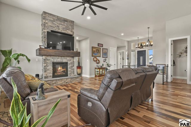 27 S Tequila Ct, Pueblo, CO 81007