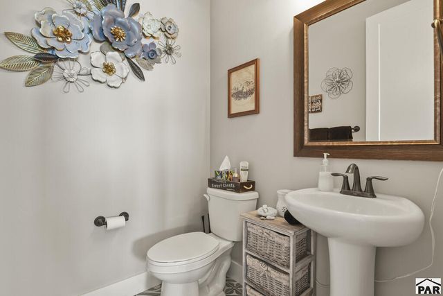 27 S Tequila Ct, Pueblo, CO 81007