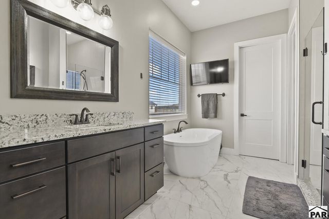 27 S Tequila Ct, Pueblo, CO 81007