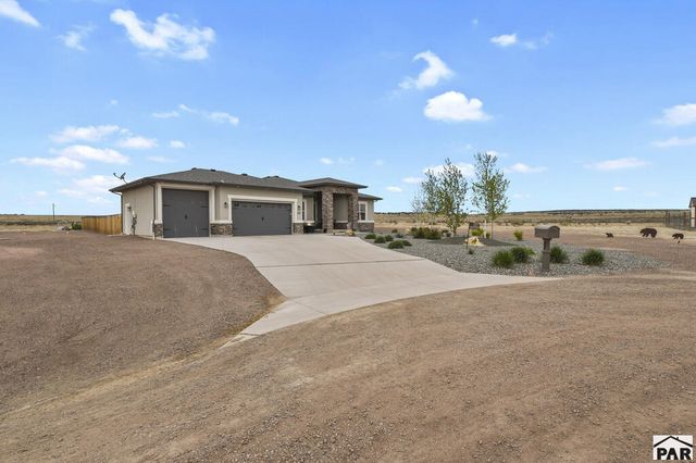 27 S Tequila Ct, Pueblo, CO 81007