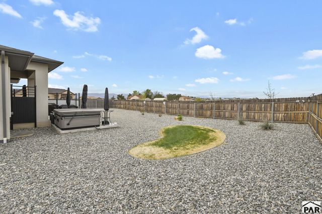27 S Tequila Ct, Pueblo, CO 81007
