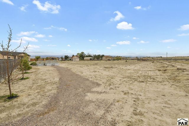 27 S Tequila Ct, Pueblo, CO 81007