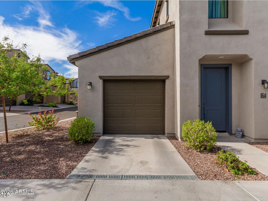 3900 E BASELINE Road 164, Phoenix, AZ 85042