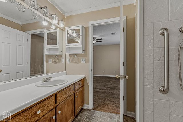 4104 Tealwood Drive, Jonesboro, AR 72405
