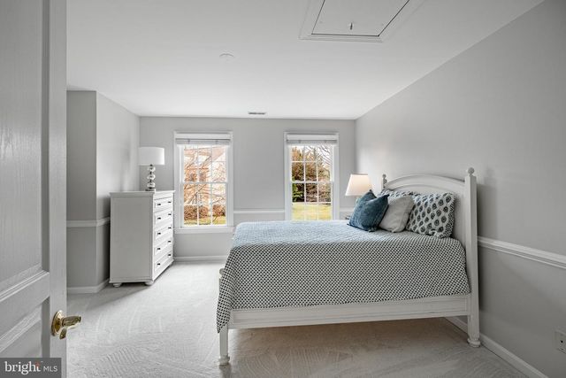 34 JOHN BEAL DR, Garnet Valley, PA 19060