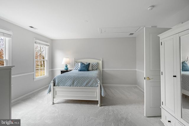 34 JOHN BEAL DR, Garnet Valley, PA 19060