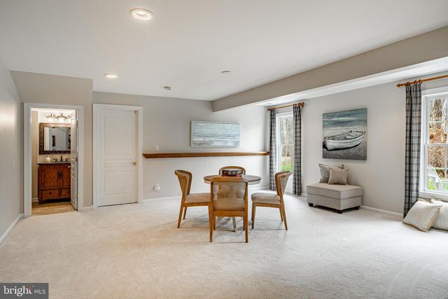 34 JOHN BEAL DR, Garnet Valley, PA 19060