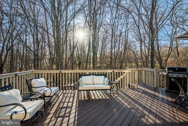 34 JOHN BEAL DR, Garnet Valley, PA 19060