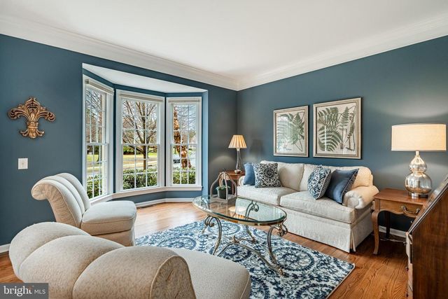 34 JOHN BEAL DR, Garnet Valley, PA 19060