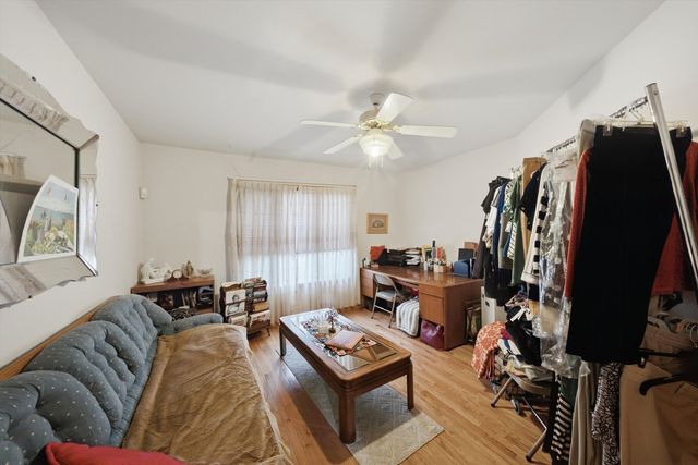 9727 S Meryton Court, Palos Hills, IL 60465
