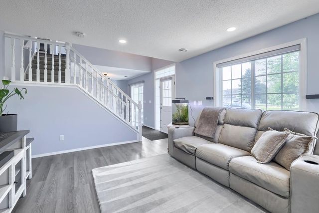 8554 122nd Avenue N, Champlin, MN 55316